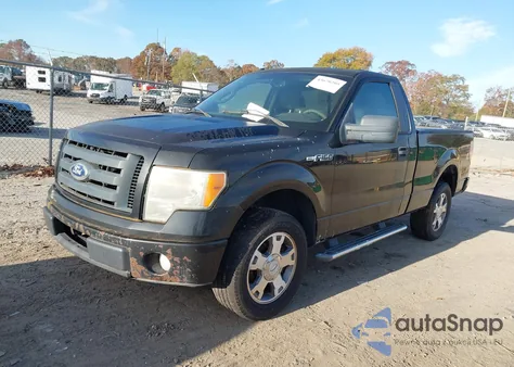 2010 Ford F150 z USA, uszkodzony, nr VIN 1FTMF1CWXAKC20385